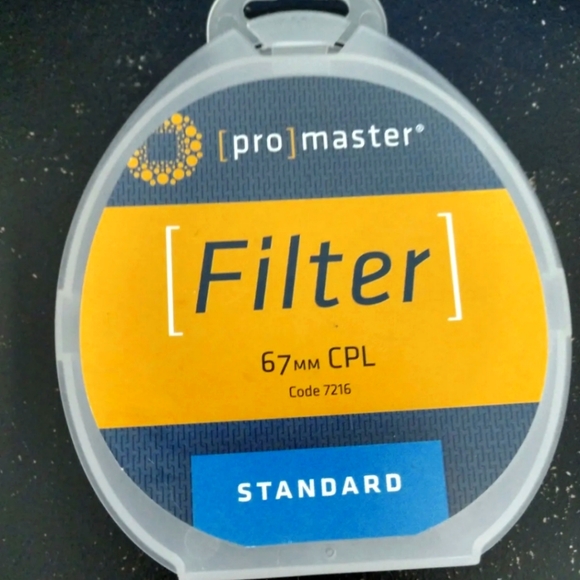 Promaster (7216) 67 mm Filter - Picture 1 of 6